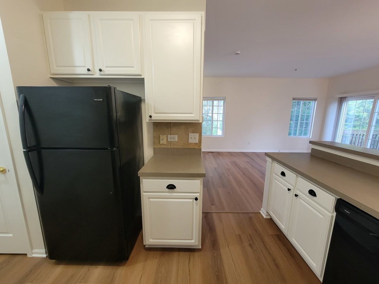 604 Fox Ridge Dr - Photo 7 of 31