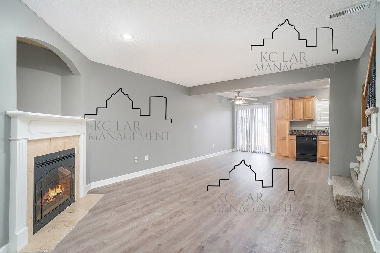 10518 E 45th Pl #10518 - Photo 2 of 19
