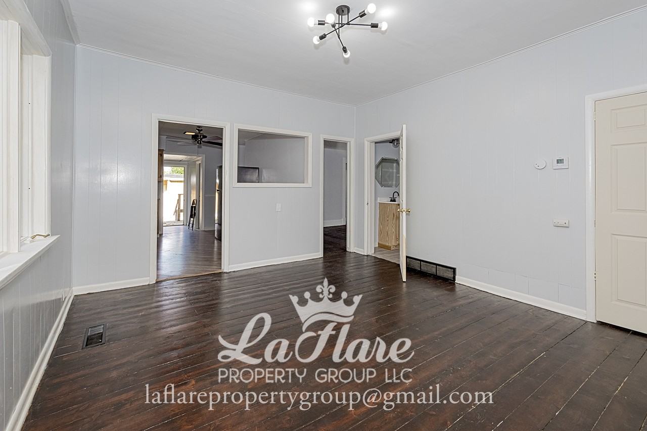 1133 Nevada St #1 - Photo 4 of 17