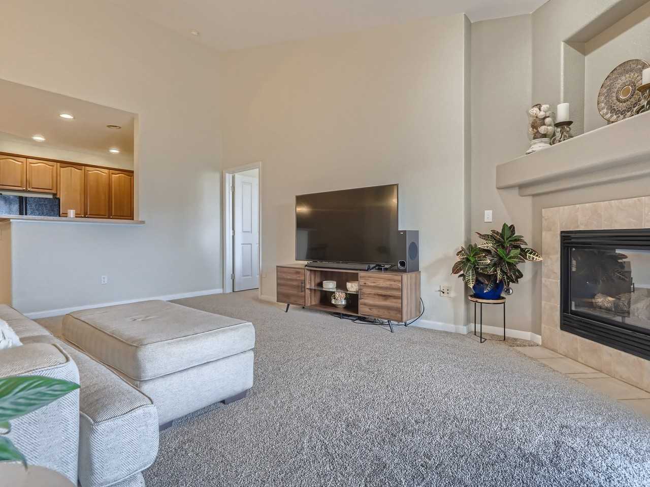 9538 W San Juan CirUnit 306 #1 - Photo 3 of 29