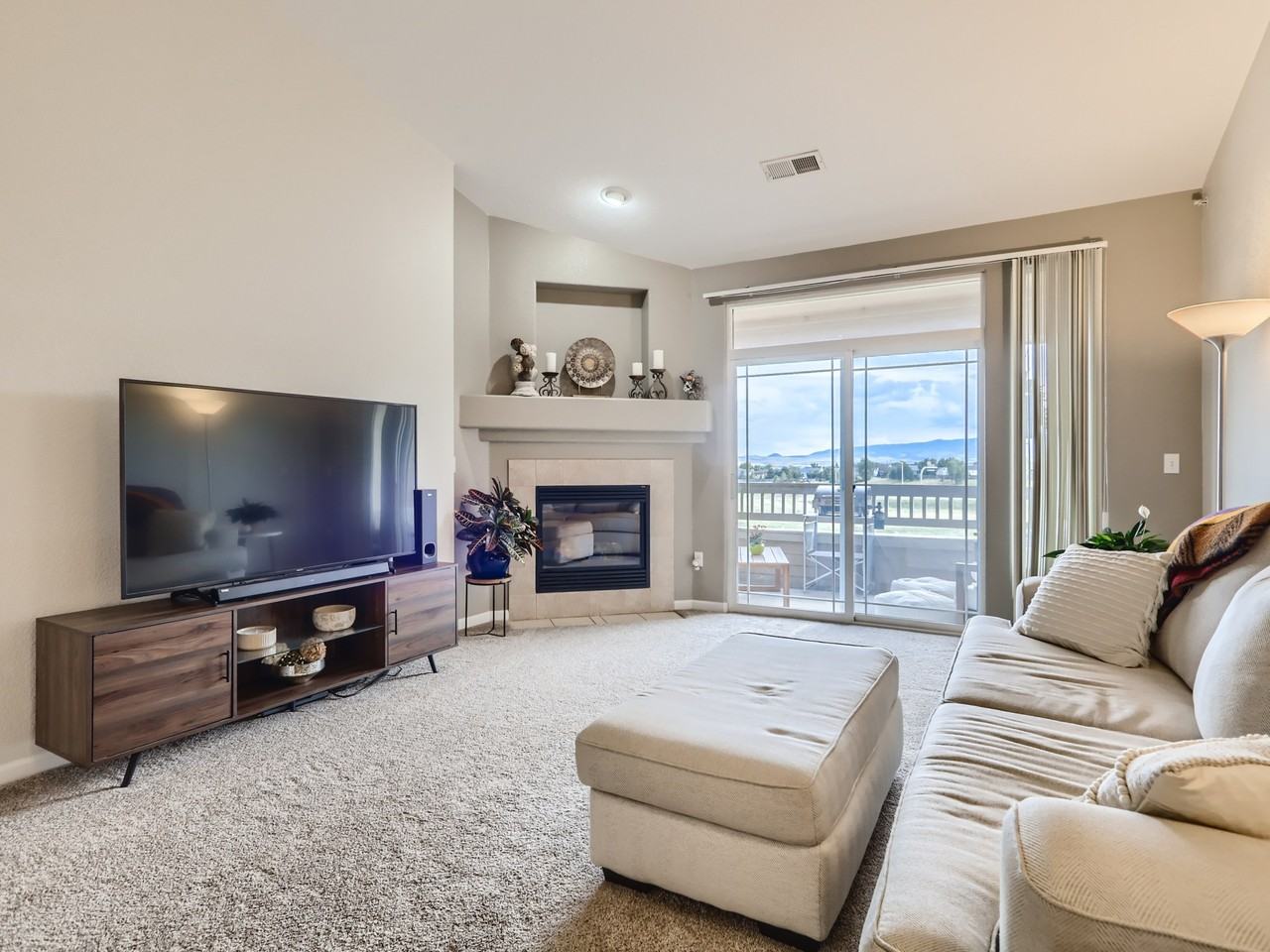 9538 W San Juan CirUnit 306 #1 - Photo 6 of 29