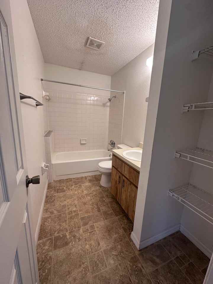 1209 CR463B - C1 #C1 - Photo 6 of 6