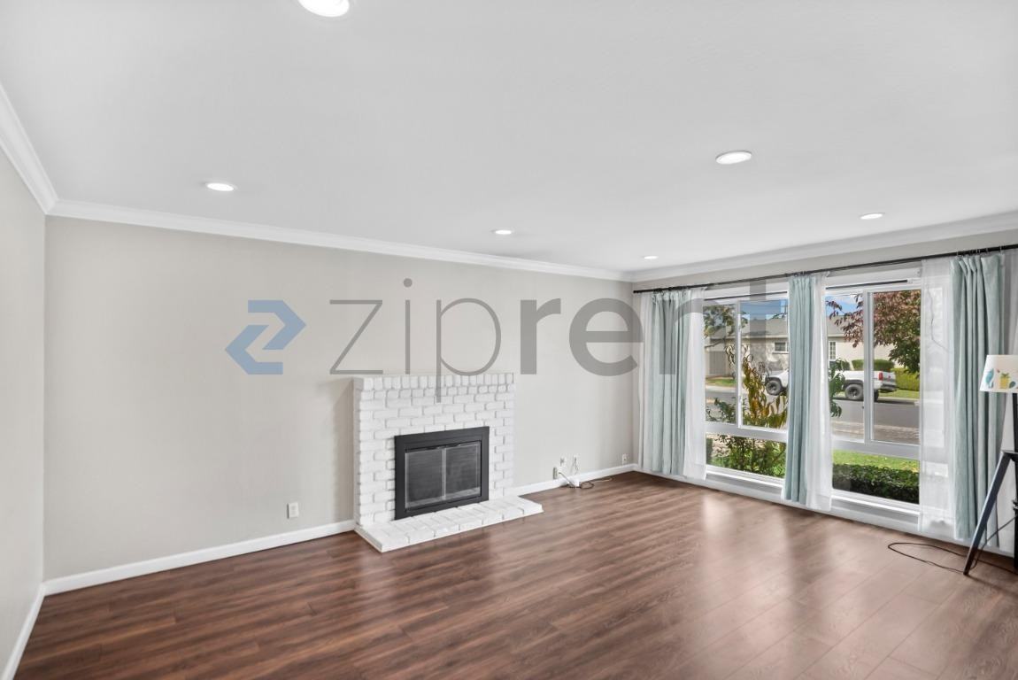 2774 Barkley Ave - Photo 6 of 31