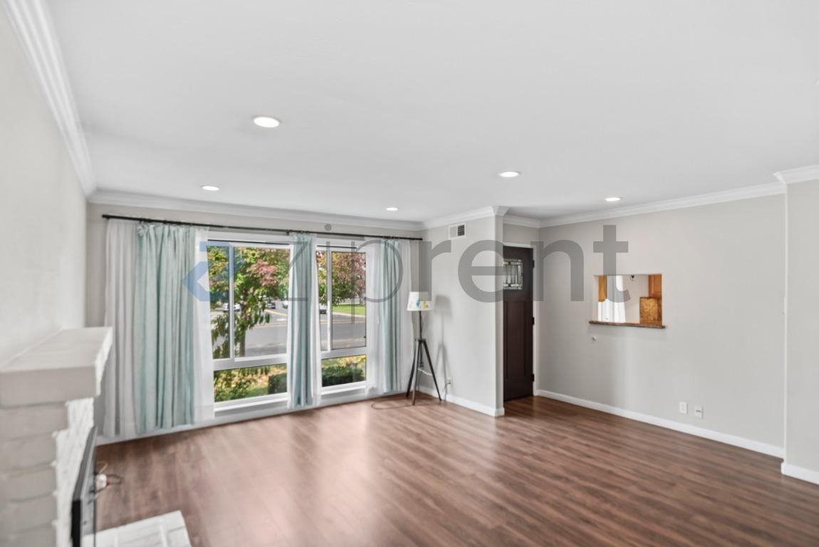 2774 Barkley Ave - Photo 7 of 31