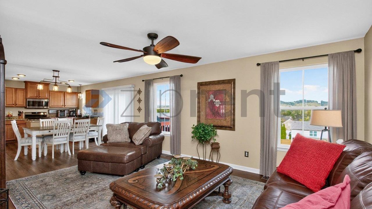 613 Wolfeboro Ln - Photo 6 of 42