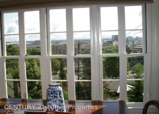 1950 SW Market St Dr - Photo 2 of 19