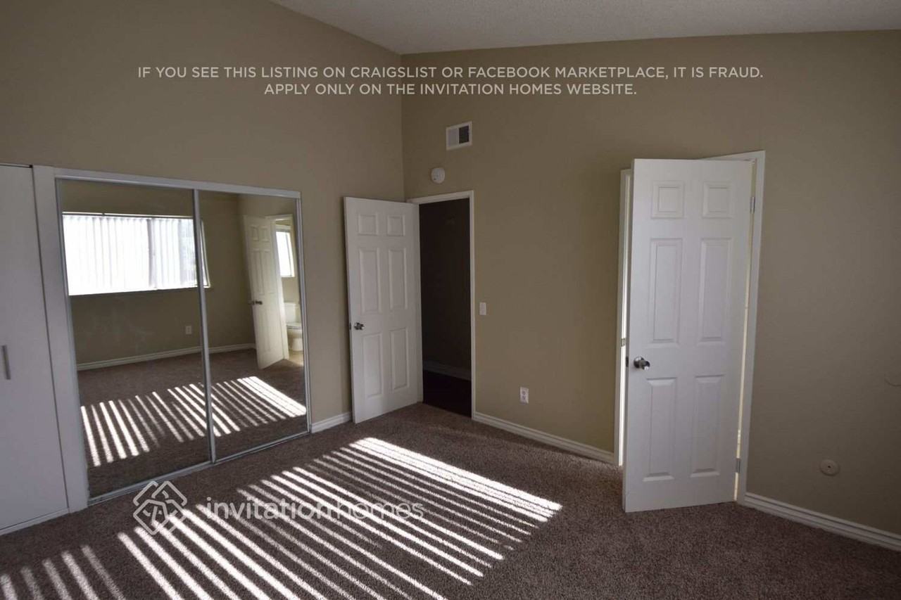 7340 Lydia Ave - Photo 7 of 13