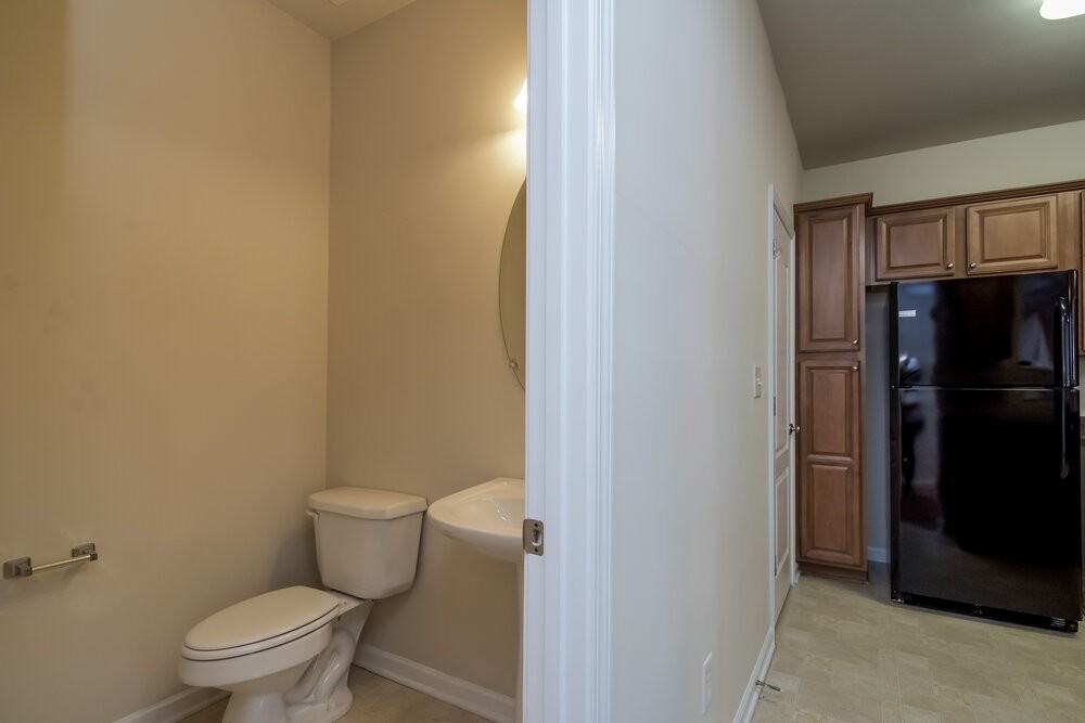 899 Ivydale Ln - Photo 6 of 15
