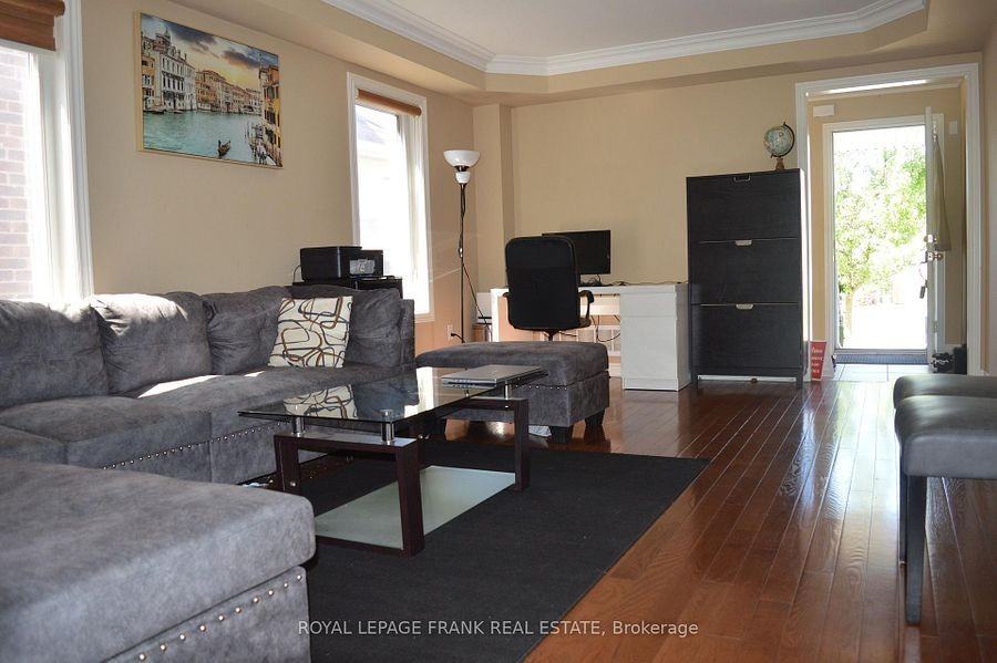 61 Summerside Avenue - Photo 7 of 15