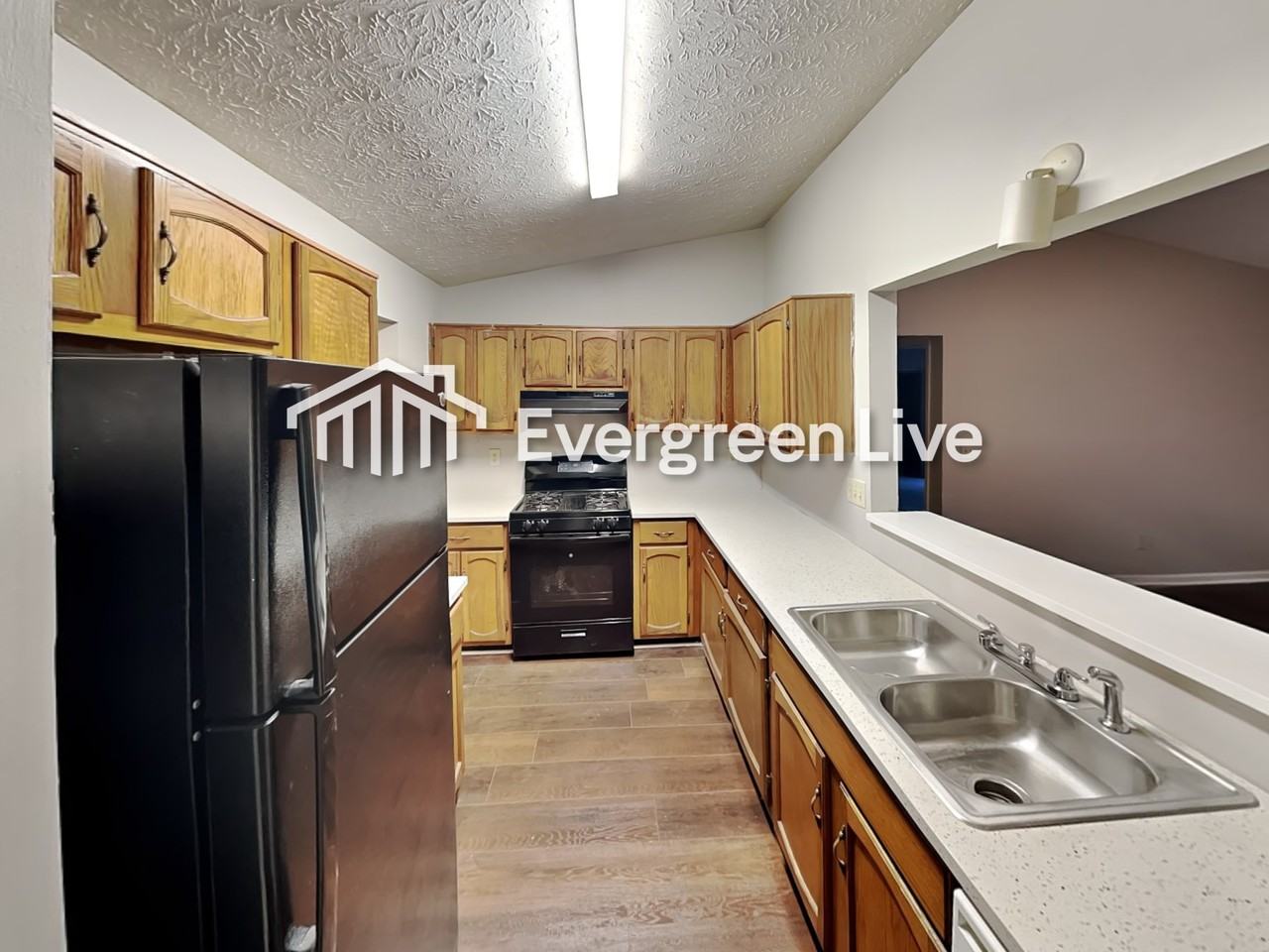 937 Fox Valley Ct - Photo 6 of 19