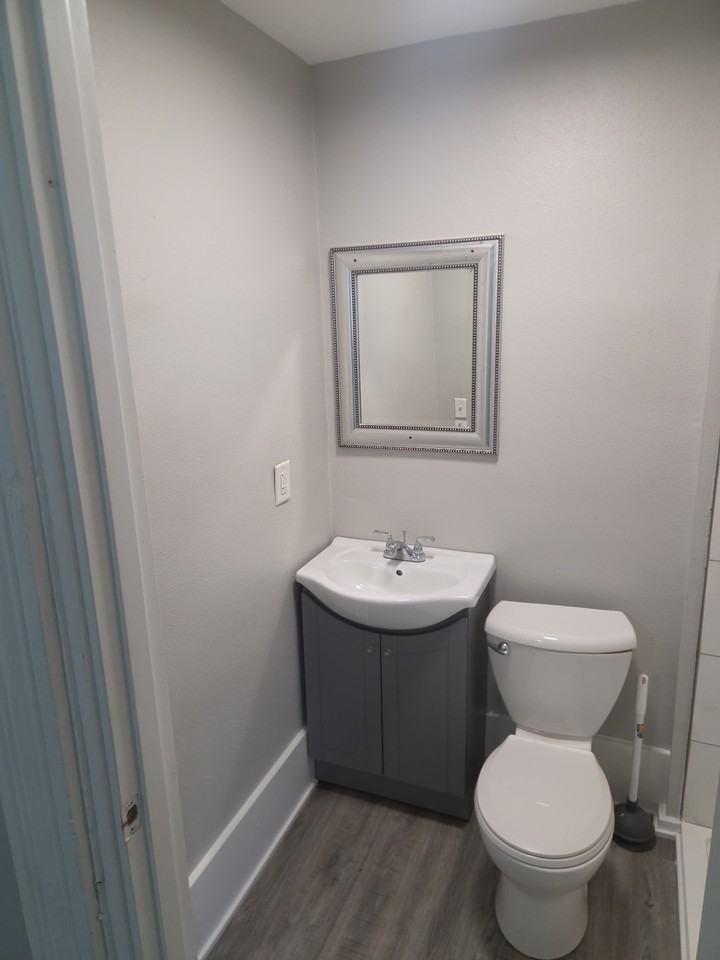 1106 Clinton Ave #1 - Photo 2 of 9
