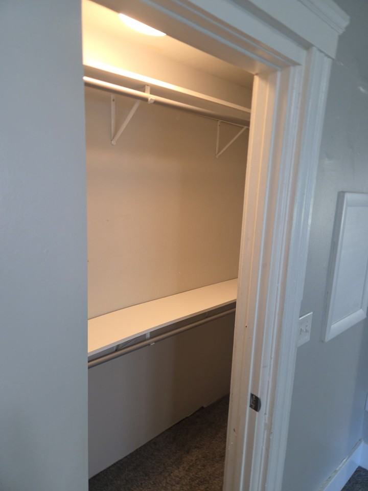 1106 Clinton Ave #1 - Photo 4 of 9