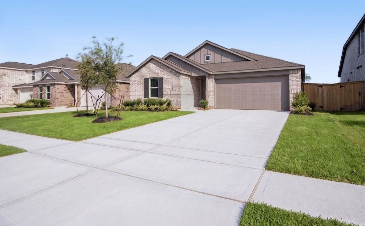 1718 Primrose Pointe Dr - Photo 3 of 26