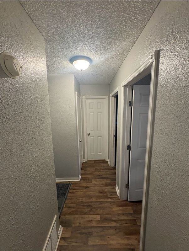 4306 Carolyn Dr - Photo 4 of 10