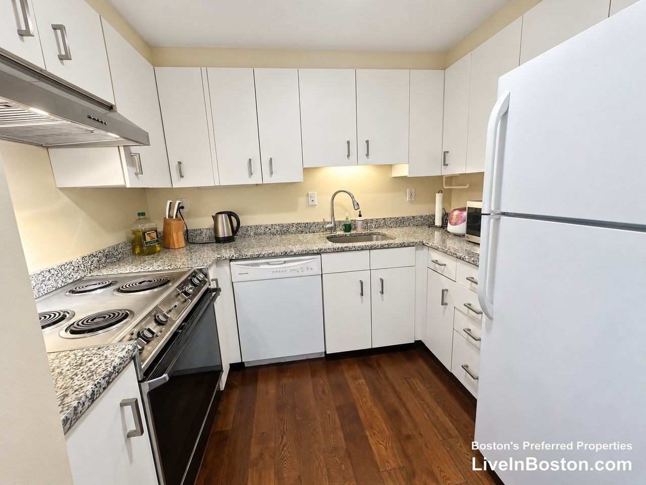 13 Rogers St #403 - Photo 3 of 16