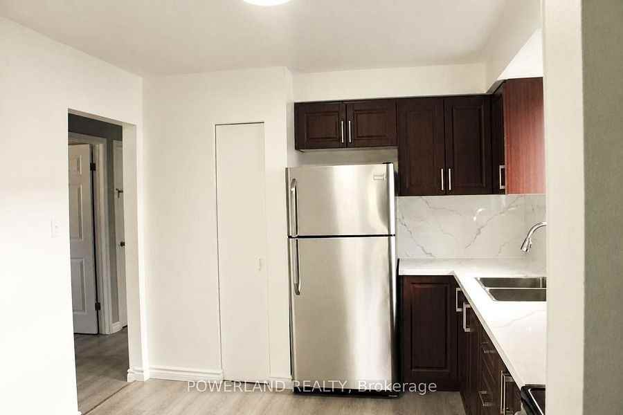 505 Harris Street - Photo 3 of 8