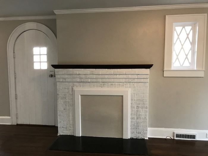 308 W Statesville Ave - Photo 5 of 16