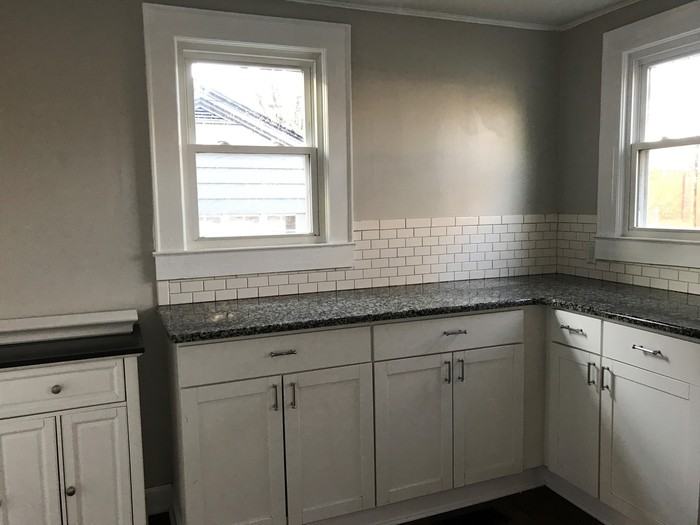 308 W Statesville Ave - Photo 7 of 16