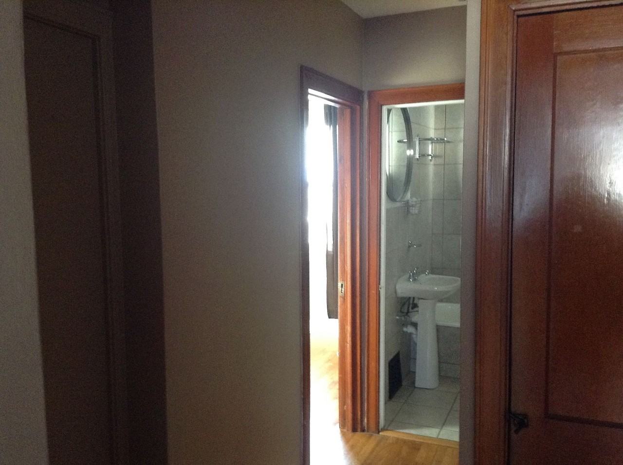 319 11 Ave Ne - Photo 5 of 18
