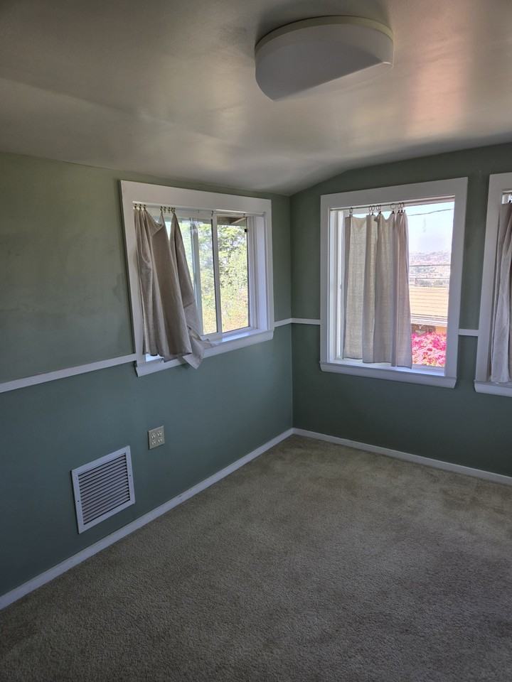 2622 Thomas St #NA - Photo 4 of 17