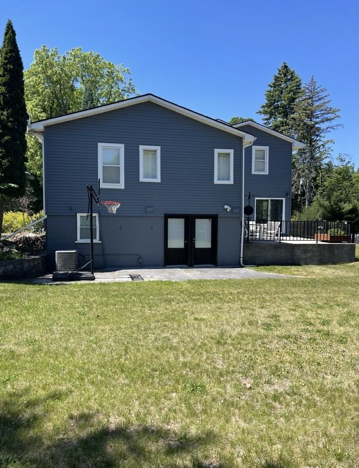 290 Shamrock Hl #NA - Photo 2 of 13