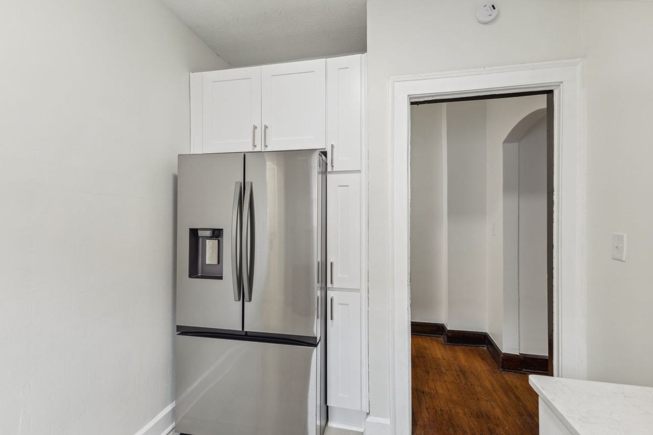 3865 Byram Ave #3865 - Photo 4 of 16
