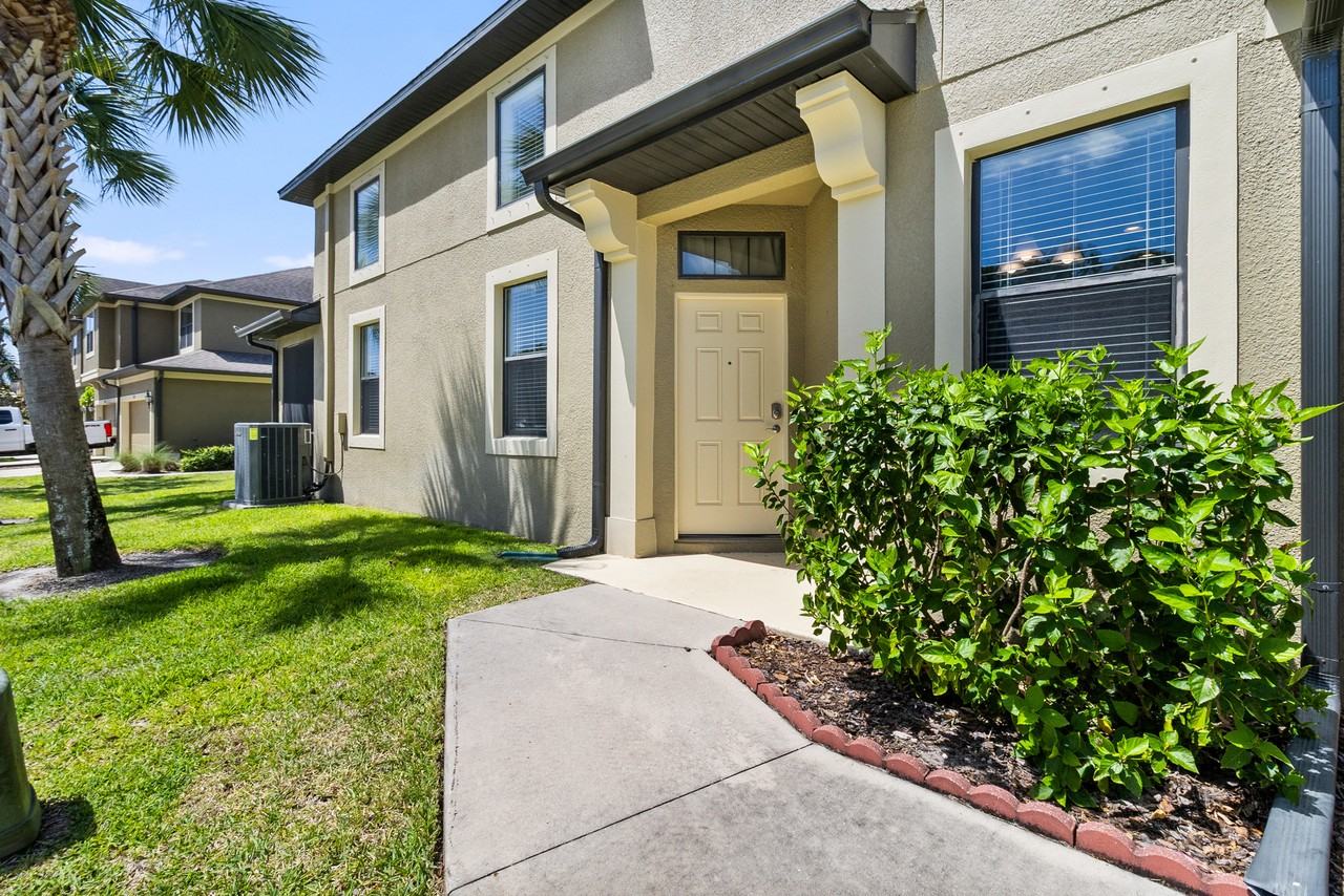 5129 Bay Isle Cir - Photo 3 of 42