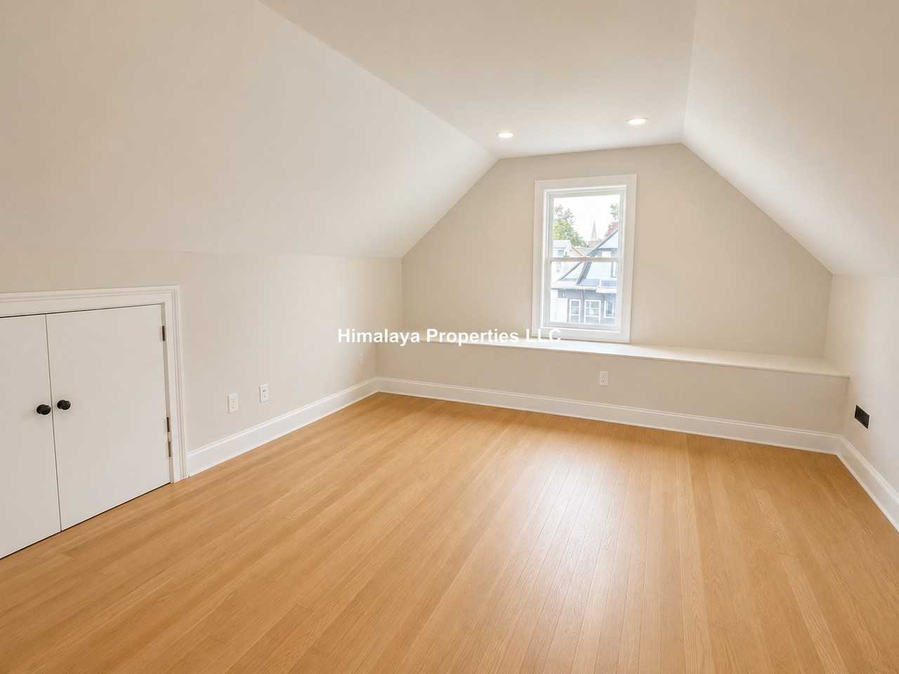 9 Bedford Ave. #2 - Photo 7 of 11