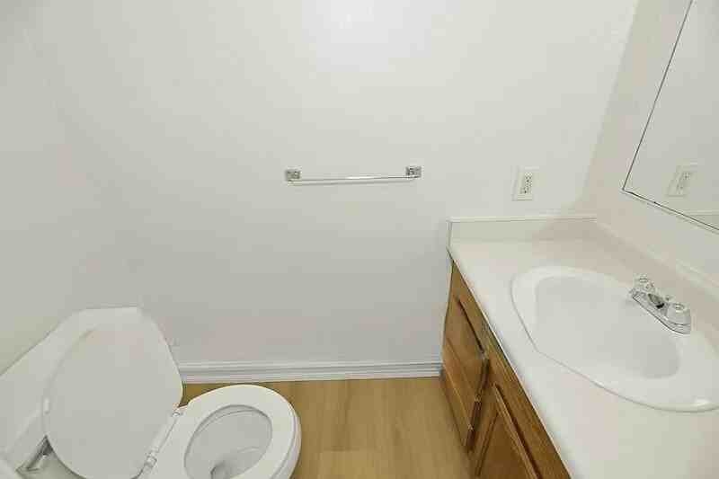 810 Third Street - Photo 6 of 12