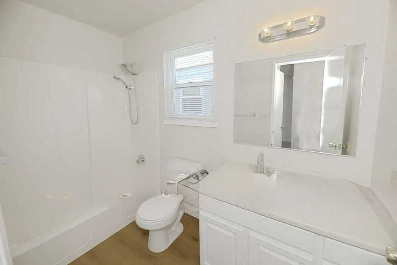 810 Third Street - Photo 7 of 12