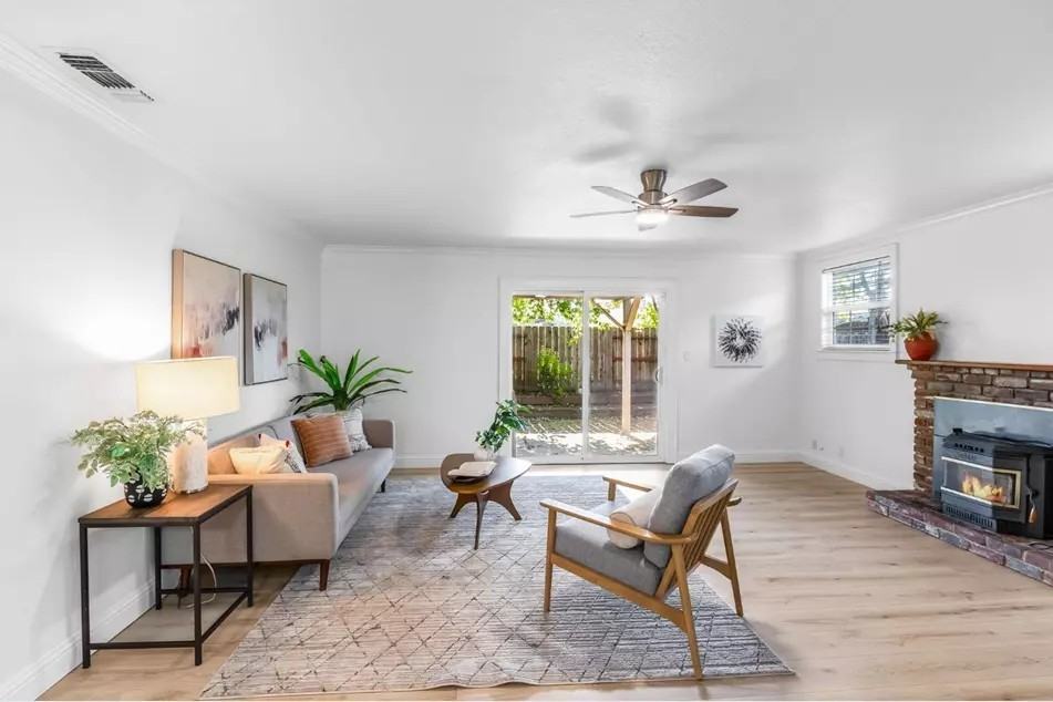 1310 Sheridan Ave - Photo 6 of 42