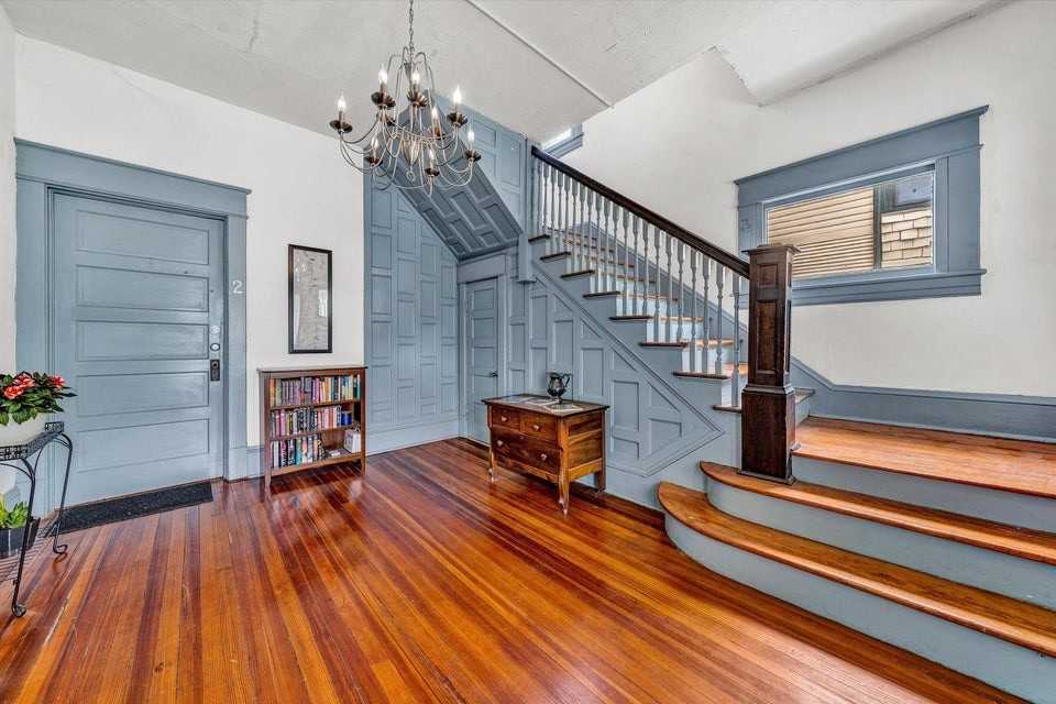 364 Washington Ave SW - Photo 3 of 3