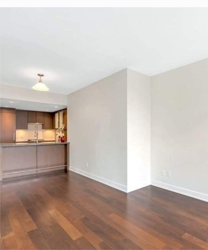 1055 Richards Street #1205 - Photo 5 of 14