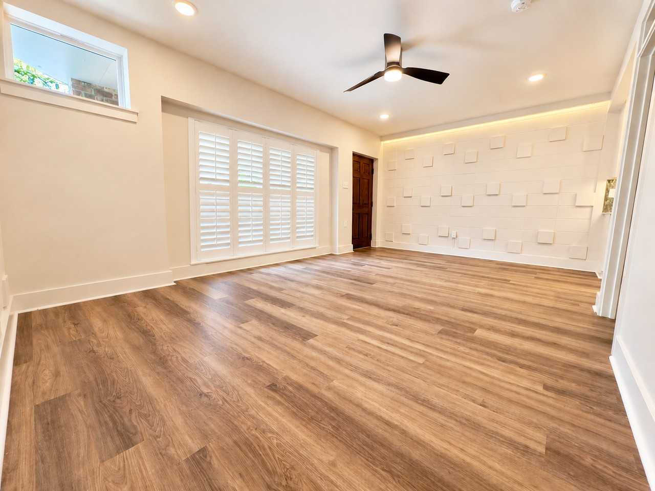 1629 Washington Ave #1 - Photo 2 of 14