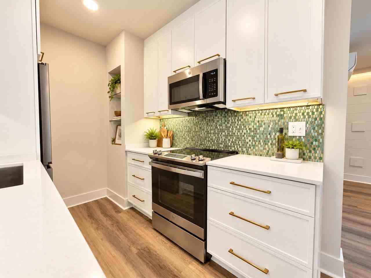 1629 Washington Ave #1 - Photo 5 of 14