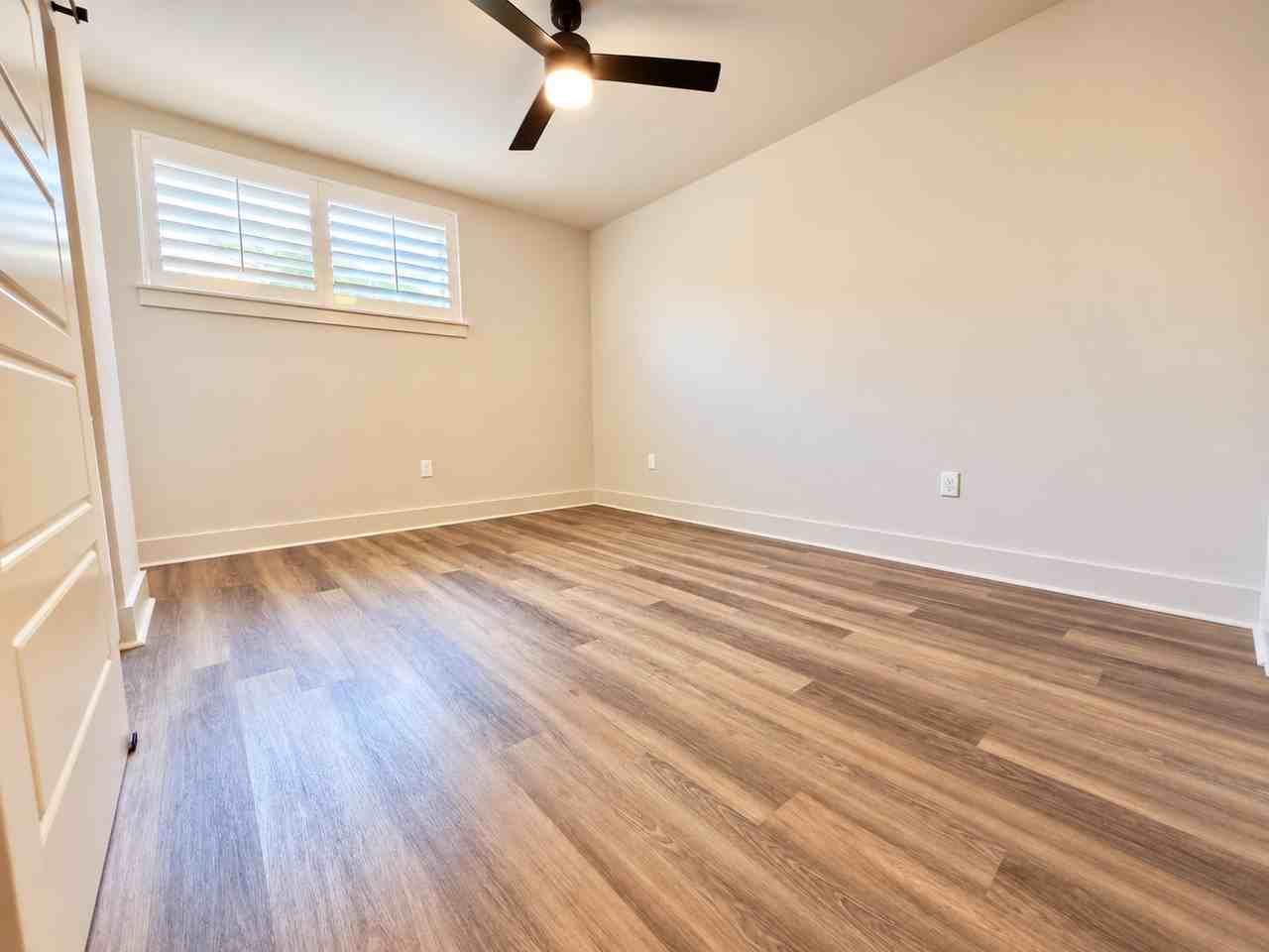 1629 Washington Ave #1 - Photo 7 of 14