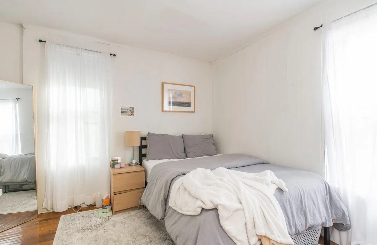 3928 Delancey St #1 - Photo 5 of 11