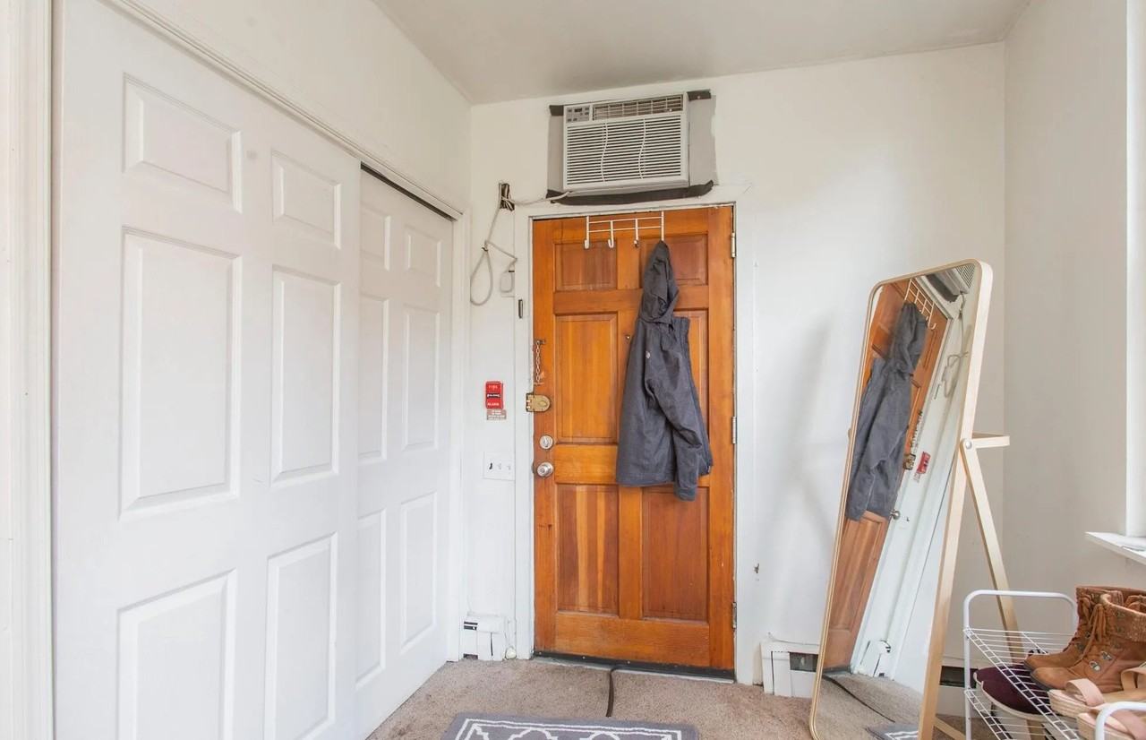 4008 Pine St #1 - Photo 3 of 10