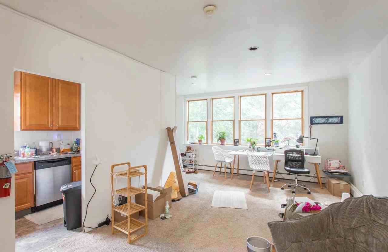 4008 Pine St #1 - Photo 4 of 10