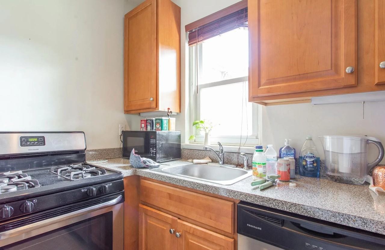 4008 Pine St #1 - Photo 7 of 10
