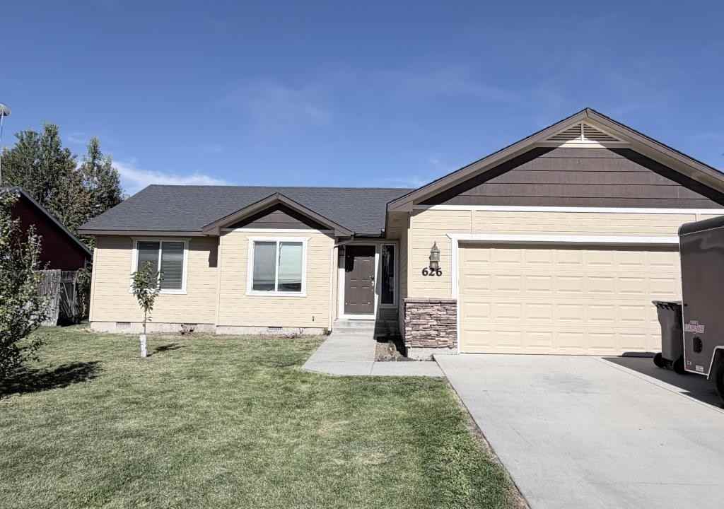 626 Prince Ave - Photo 2 of 20