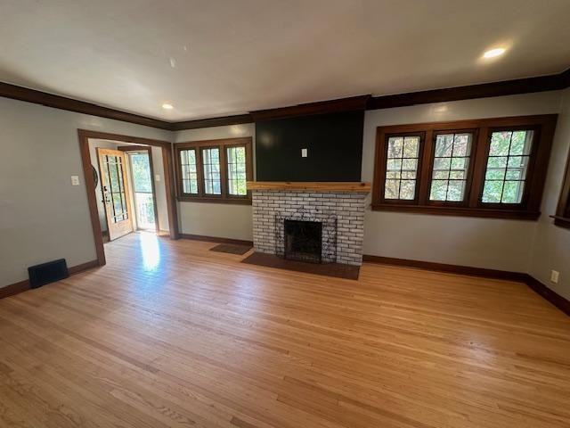 214 E 6th St - Photo 2 of 14
