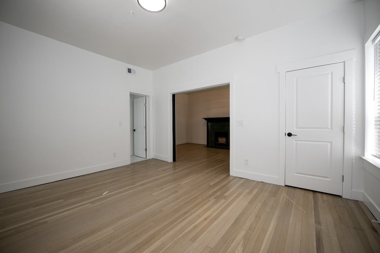 200 W 36th St #1W - Photo 6 of 20