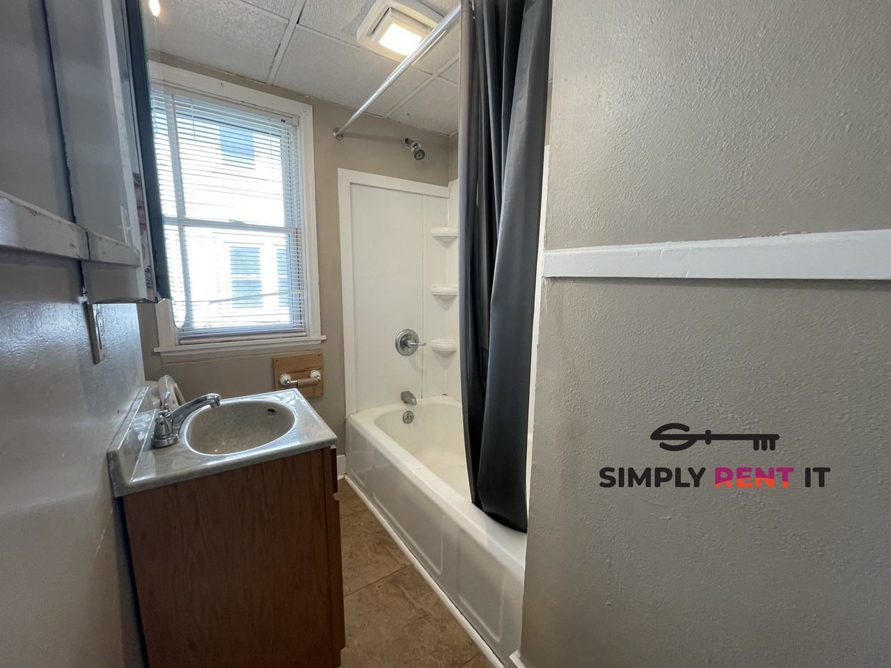 518 Hayward Ave - Photo 6 of 12
