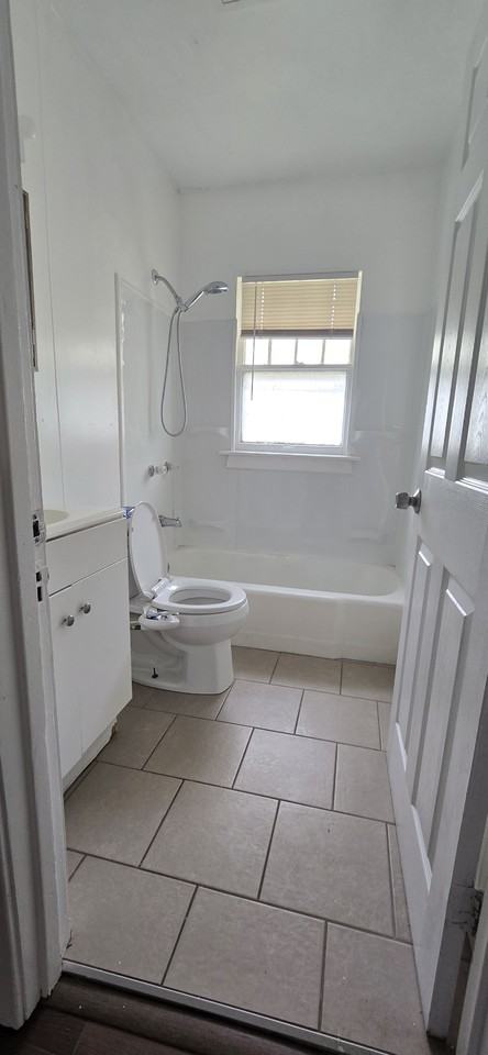 2612 Flushing Rd - Photo 5 of 11