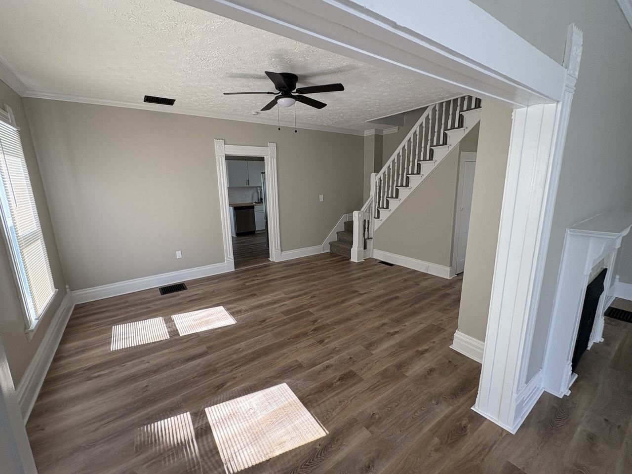 309 Madison Ave - Photo 4 of 20