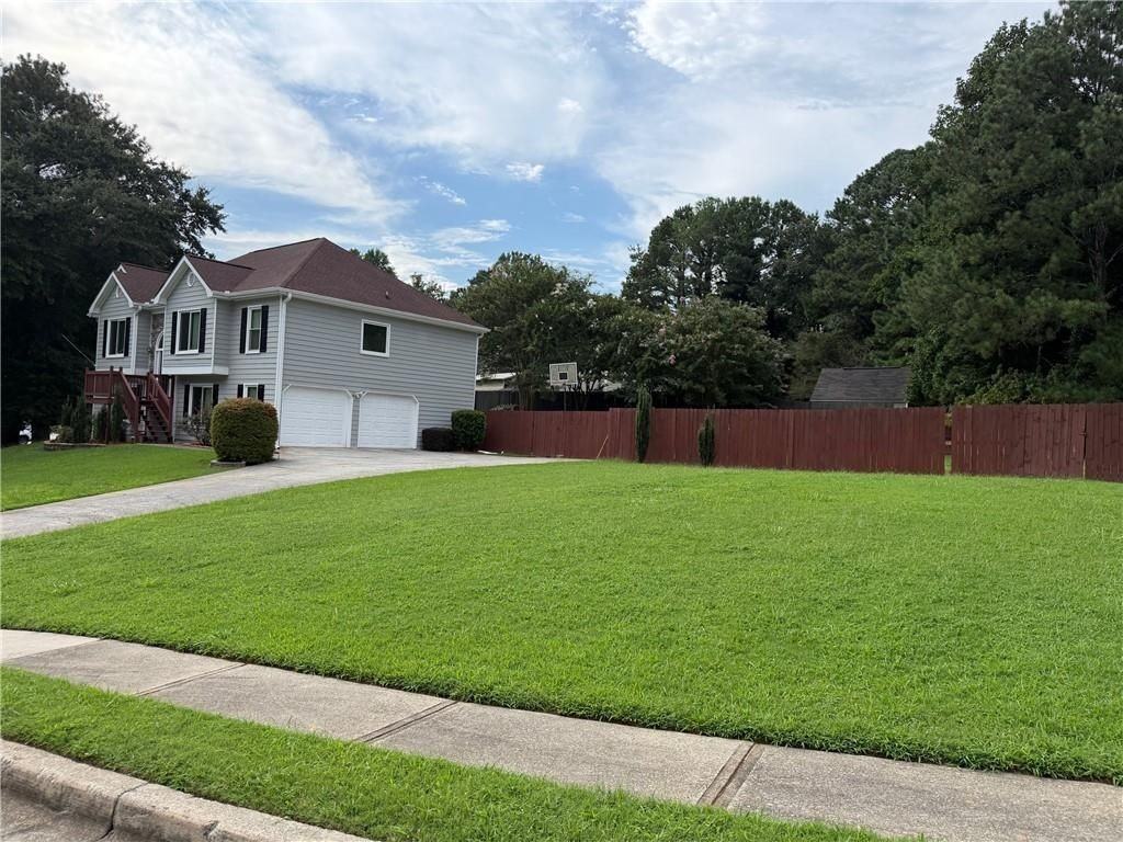 1755 Katrina Jo Ann Cir - Photo 2 of 22
