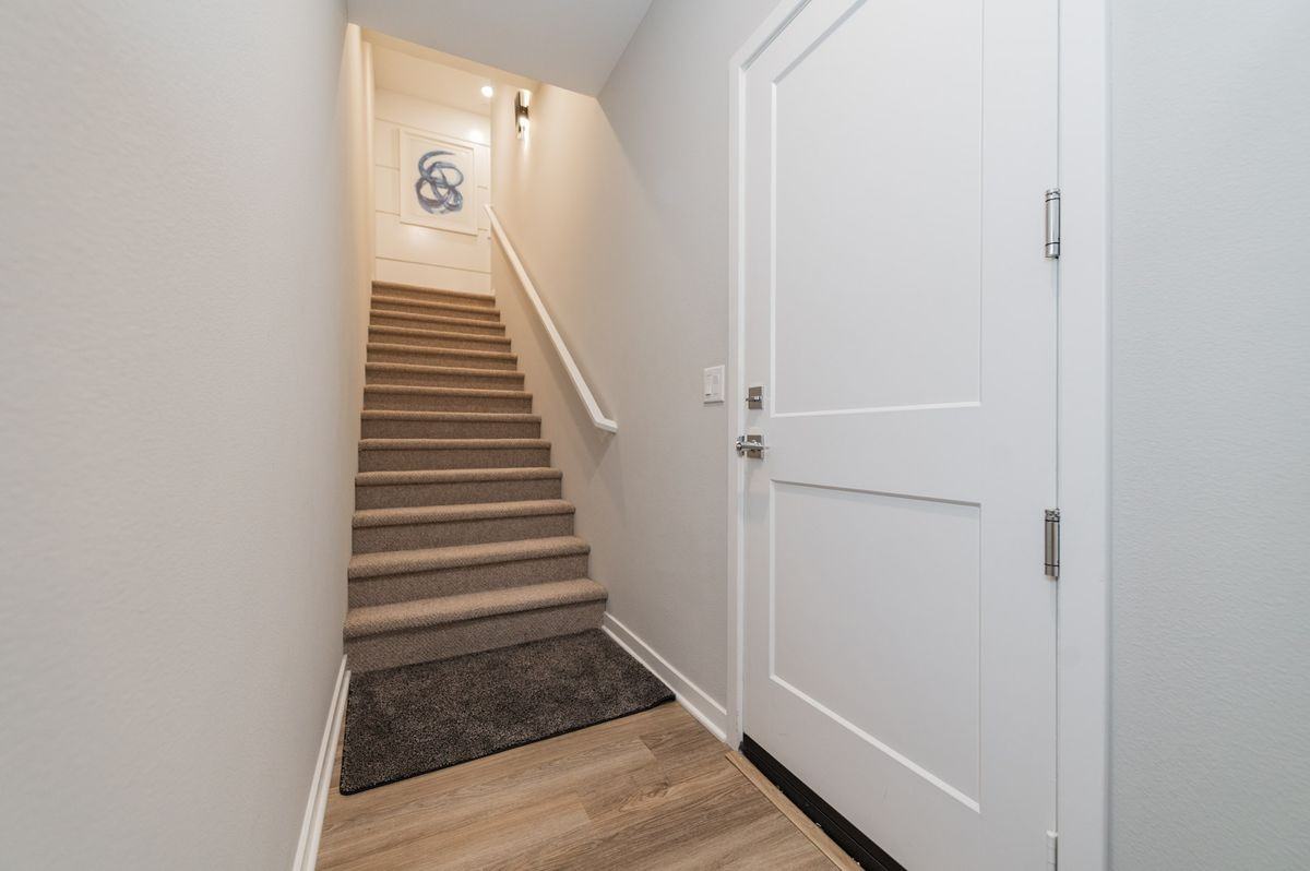 209 Niebla Ln - Photo 4 of 27