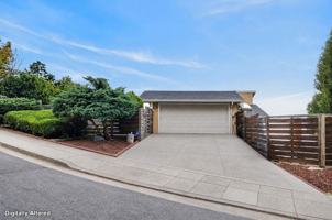featured image of 151 Kimberlin Heights Dr