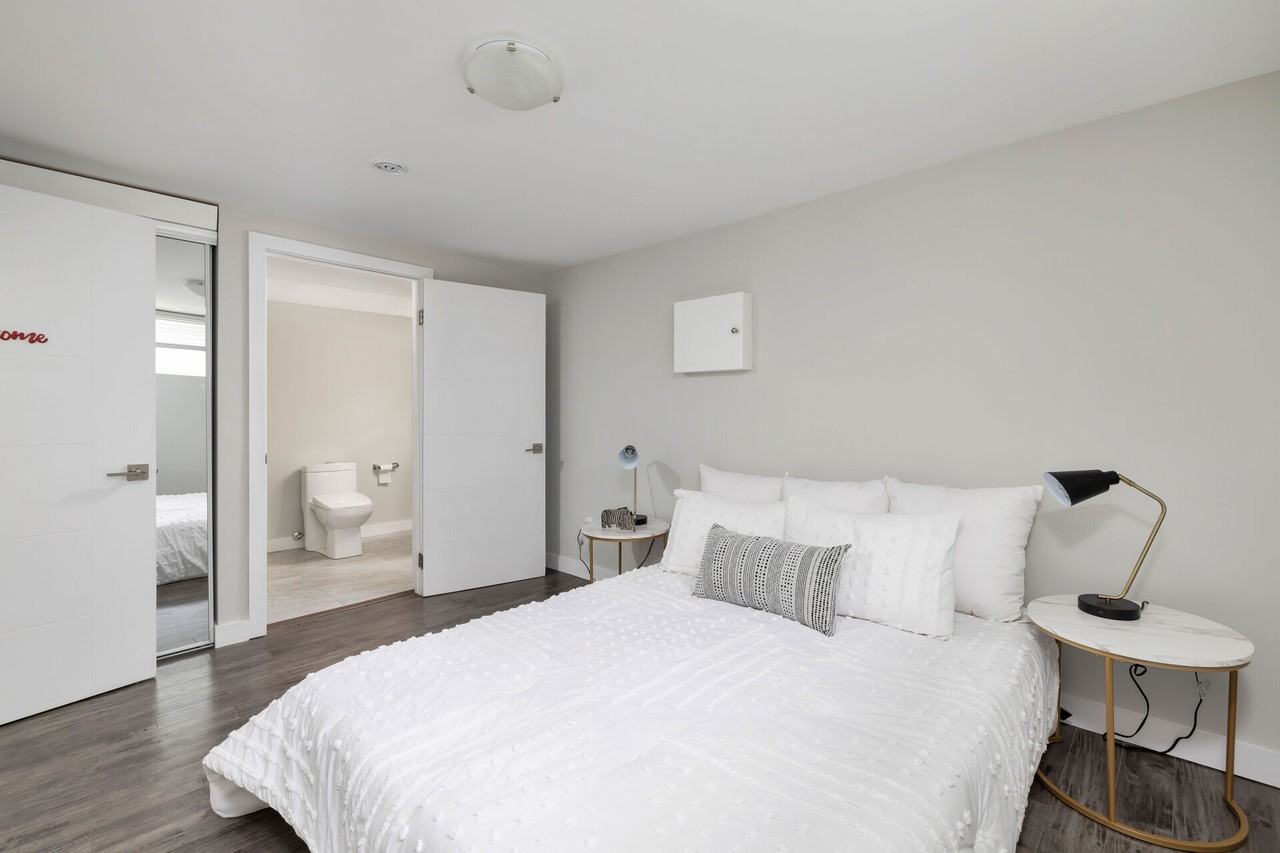 21 Vinci Crescent - Photo 4 of 8